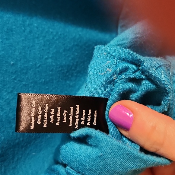 Woman's dressy sequined shirt by Love Rocks, size medium, Teal, gently worn - Picture 5 of 5